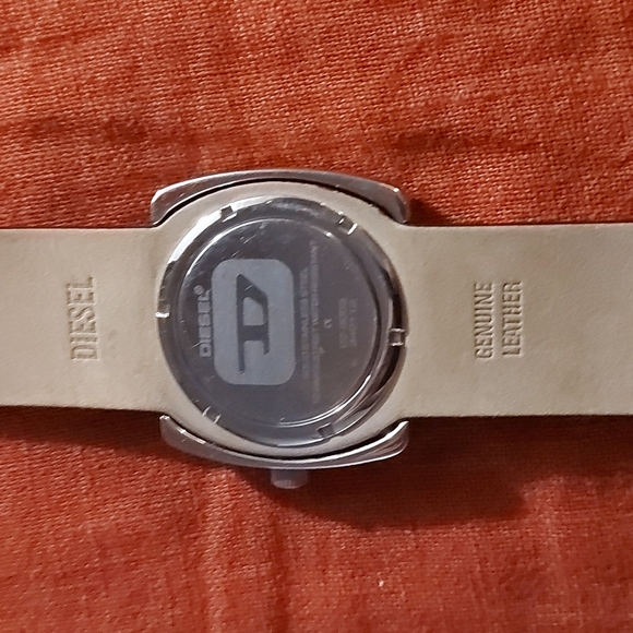 Diesel Men's Watch - Picture 2 of 5